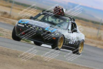 media/Sep-30-2023-24 Hours of Lemons (Sat) [[2c7df1e0b8]]/Track Photos/10am (Star Mazda)/